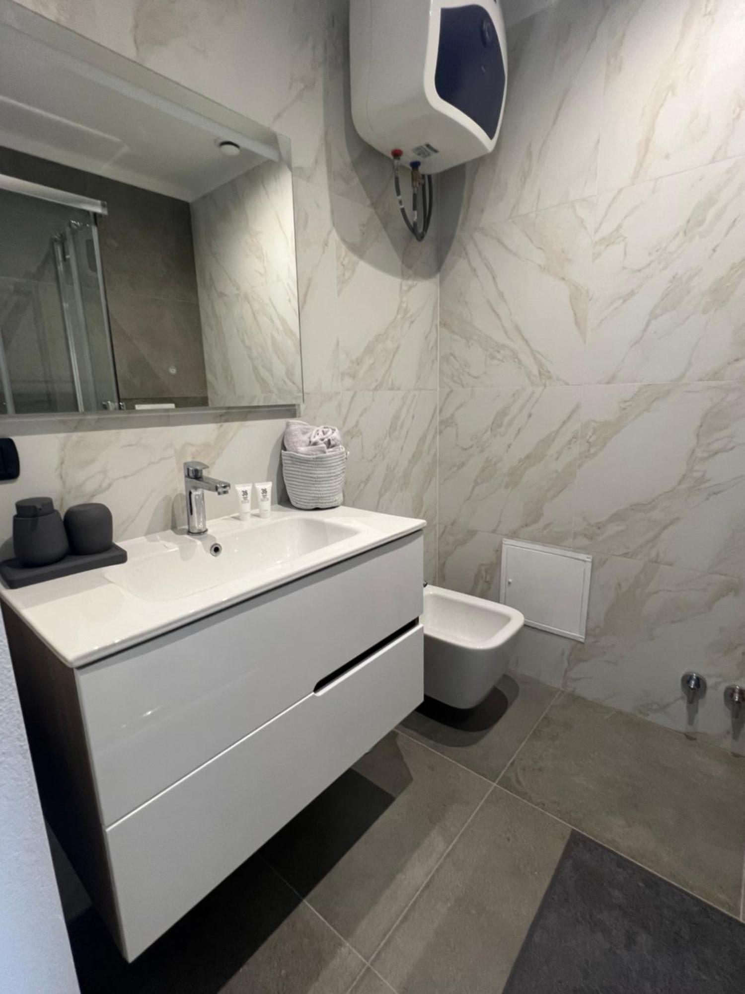 Monolocale Ovidio Aparthotel Milano Eksteriør bilde
